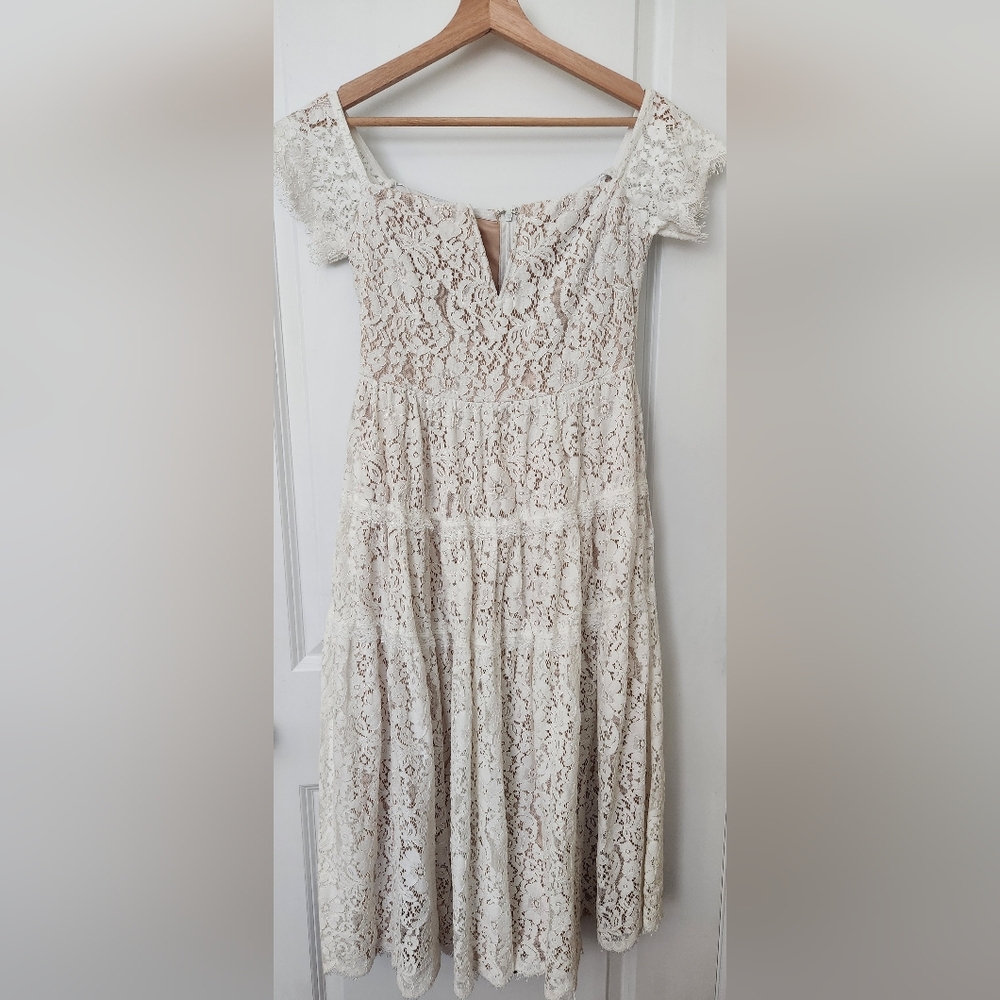 Lulus Dress Women M White Beige Floral Ruffled Fairycore Lace Cottagecore Girly